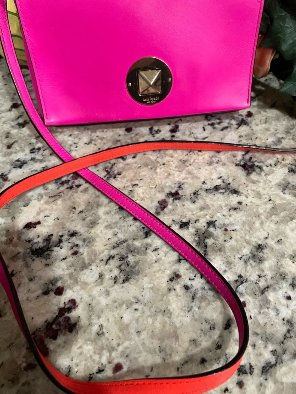 ♠️ Kate Spade Sally Newbury Lane Small Crossbody Bag Like new Preowned Fuchsia
